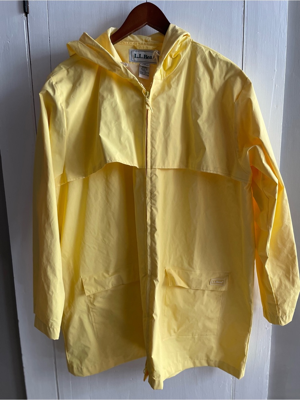 L.L.Bean Women's Hooded Long PVC Rain Coat Full Zip With Pockets - Yellow - XL
